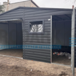 Garaż blaszany 5×6 dwuspadowy z pomieszczeniem gospodarczym