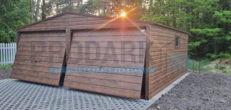 Garaż blaszany 6×5,8 dwuspadowy CIEMNY ORZECH
