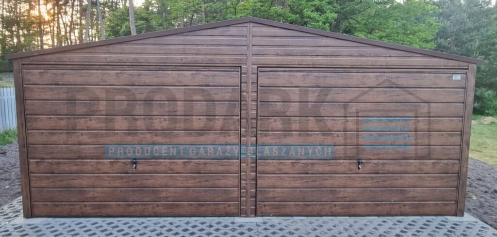 Garaż blaszany 6×5,8 dwuspadowy CIEMNY ORZECH